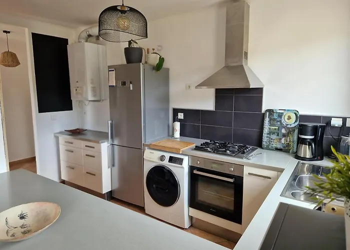 Serenite Et Plages A Daire Sète